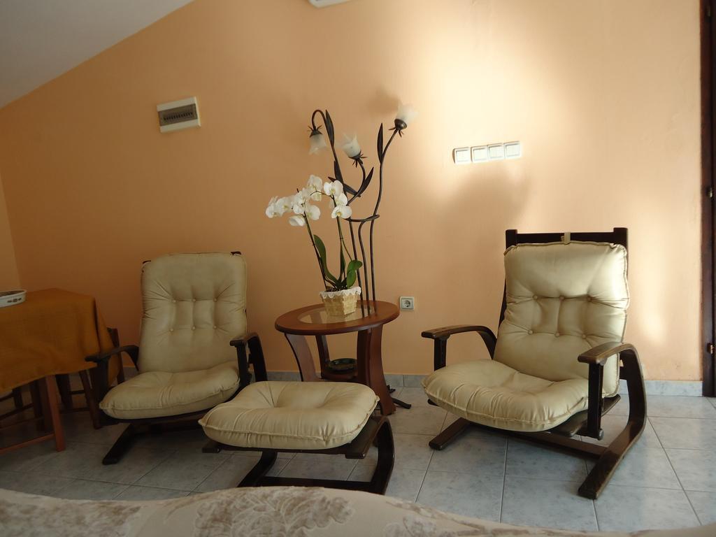 Apartment Odmor Bar Zewnętrze zdjęcie