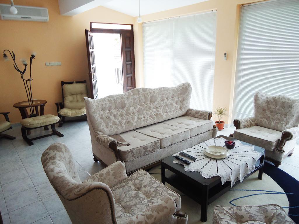Apartment Odmor Bar Zewnętrze zdjęcie